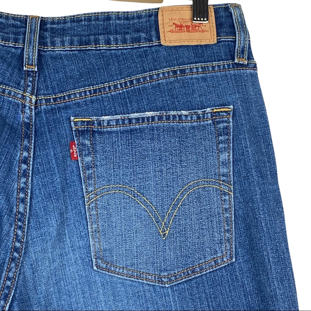 Levi’s Y2K Vintage 519 Low Rise Flare Leg Hipster Medium Wash Denim Jeans 16 - Picture 7 of 14